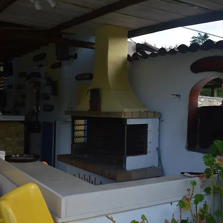 Lalaria Apartmanhotel 2*