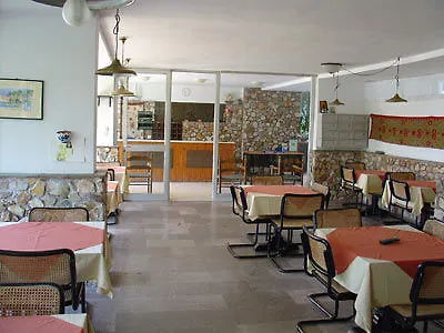 Lalaria Aparthotel 2*
